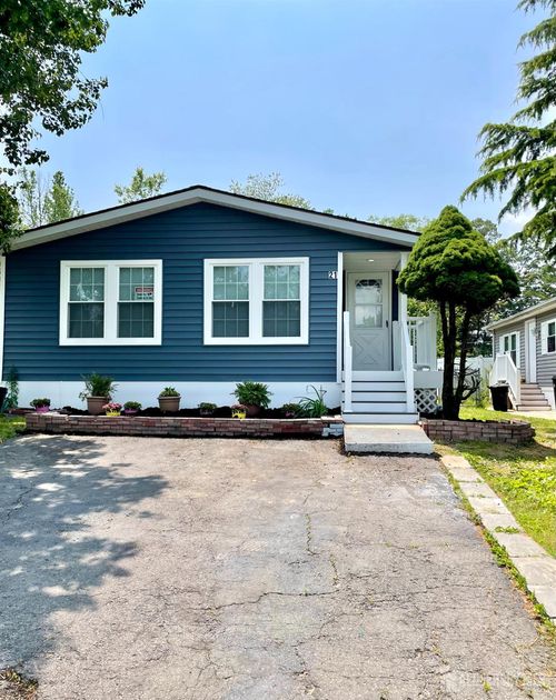 21 Forest Dr, Manalapan, NJ, 07726-3912 | Card Image