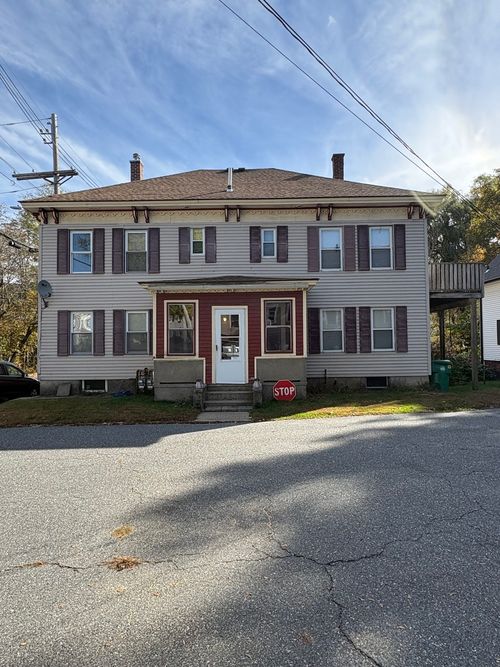4-4 Fuller Ct, Clinton, MA, 01510-2014 | Card Image