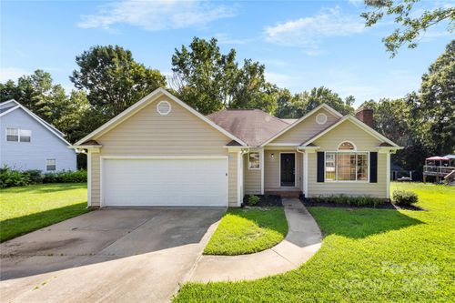 2109 Clover Bend Dr, Monroe, NC, 28110-7377 | Card Image