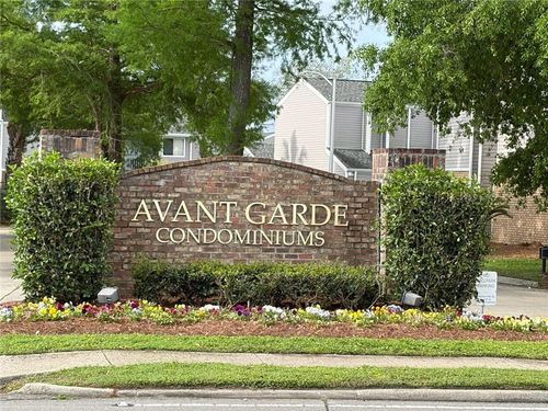 77-77 Avant Garde Cir, Kenner, LA, 70065-6262 | Card Image