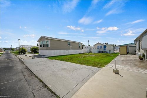 11631 Padina Dr, FORT MYERS, FL, 33908-8266 | Card Image