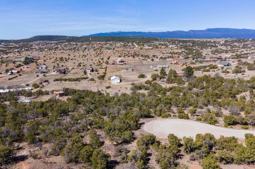 32 Ultimate Ct, Edgewood, NM, 87015-8069 | Card Image