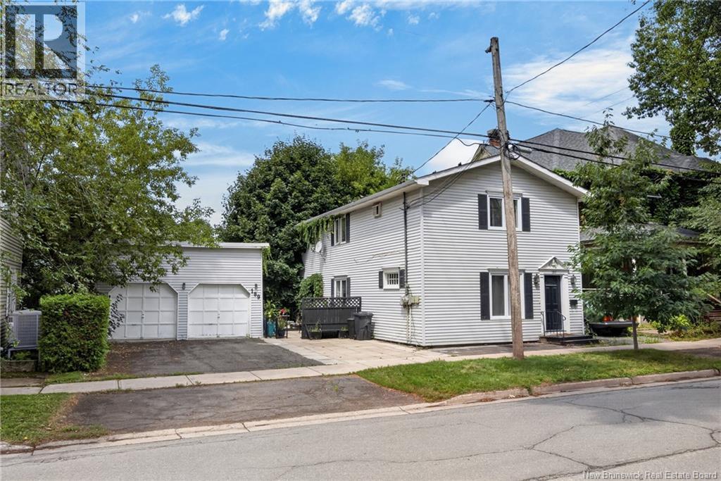 Residential Income in Fredericton