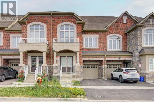 24 Ness Dr, Richmond Hill, ON, L4S0J9 | Card Image
