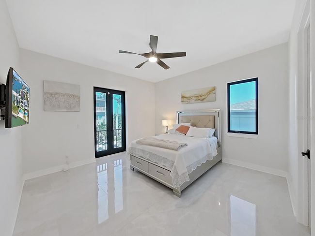 882 Bay Point Dr, House other with 5 bedrooms, 6 bathrooms and null parking in MADEIRA BEACH FL | Image 50