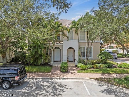 6112 Towncenter Cir, NAPLES, FL, 34119-9558 | Card Image