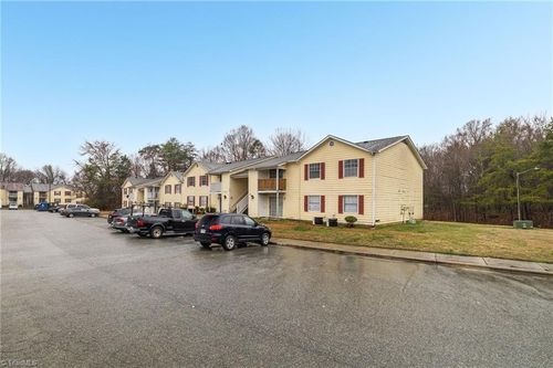 e-511 Mystic Dr, Greensboro, NC, 27406-5259 | Card Image