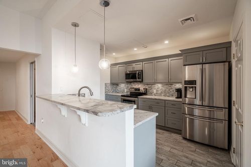 605-1600 Arch St, PHILADELPHIA, PA, 19103-2015 | Card Image