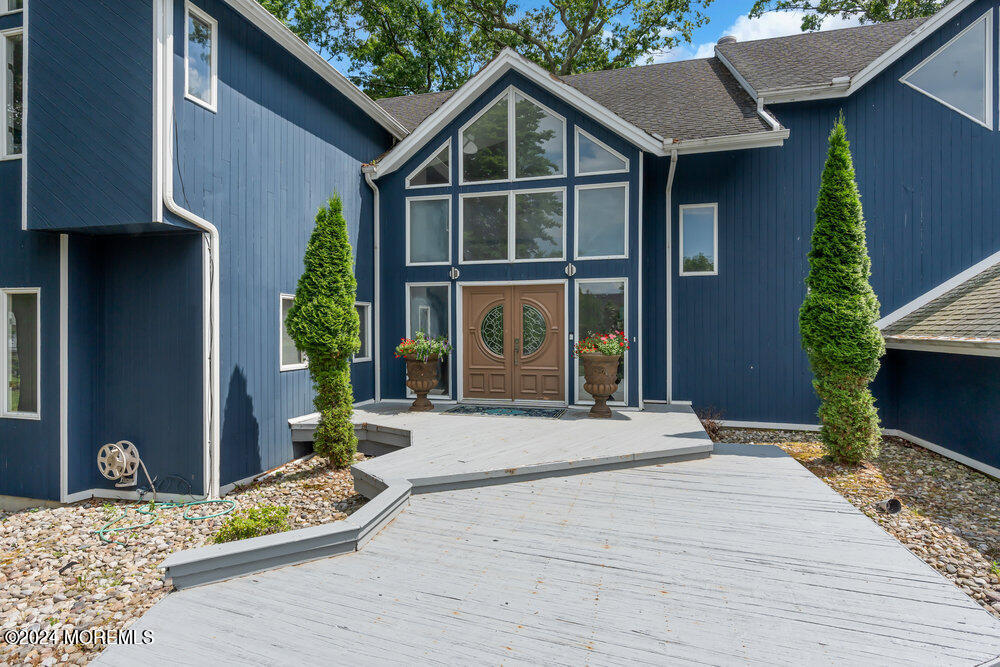 Framingham Rd, Ocean, NJ 07712