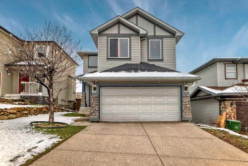 126 Panamount Crescent Nw, Home with 4 bedrooms, 3 bathrooms and 4 parking in Calgary AB | Card Image