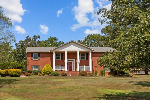 499 River Oaks Dr, New Johnsonville, TN, 37134-9688 | Card Image