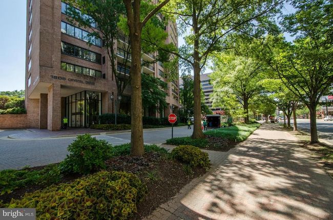 APT-713S - 1805 Crystal Dr, Condo with 3 bedrooms, 2 bathrooms and null parking in ARLINGTON VA | Image 33
