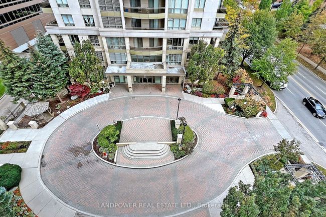 803 - 256 Doris Ave, Condo with 2 bedrooms, 2 bathrooms and 1 parking in North York ON | Image 4