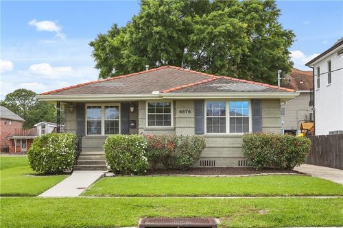 6676 General Haig St, New Orleans, LA, 70124-3935 | Card Image