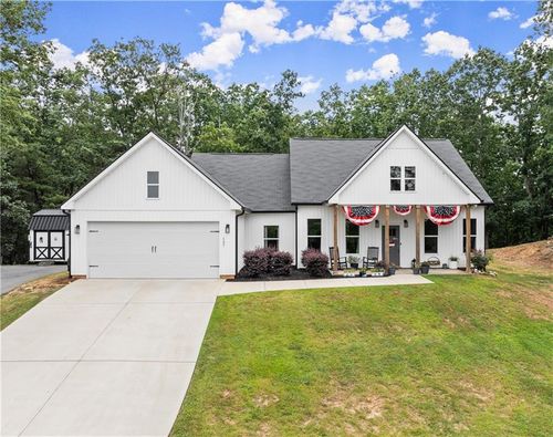 137 Banks Highland Dr, Baldwin, GA, 30511-2823 | Card Image