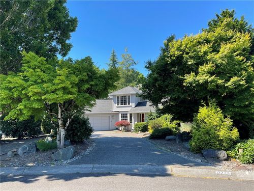 12223 Ne 3rd Pl, Bellevue, WA, 98005-4821 | Card Image