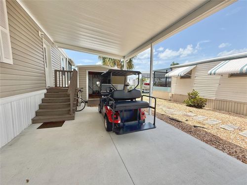 108 W Saint Annes Cir, APOLLO BEACH, FL, 33572-2217 | Card Image