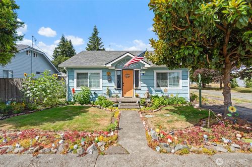 1131 J St, Centralia, WA, 98531-3237 | Card Image