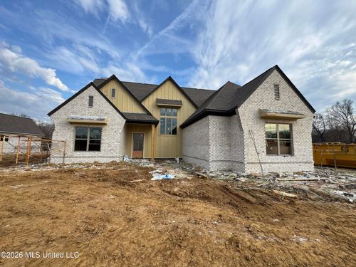 324 Oakworth Dr, Hernando, MS, 38632-1689 | Card Image