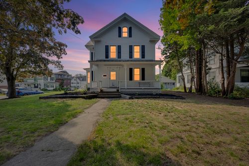 302 Chestnut St, Clinton, MA, 01510-2600 | Card Image