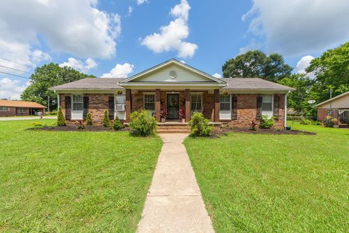 624 Ridgeway Dr, Bolivar, TN, 38008-2412 | Card Image