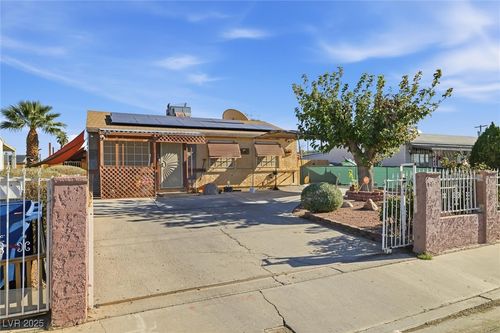 2504 Sandy Ln, Las Vegas, NV, 89115-4245 | Card Image