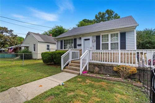 611 Quail Ave, Chesapeake, VA, 23324-3440 | Card Image