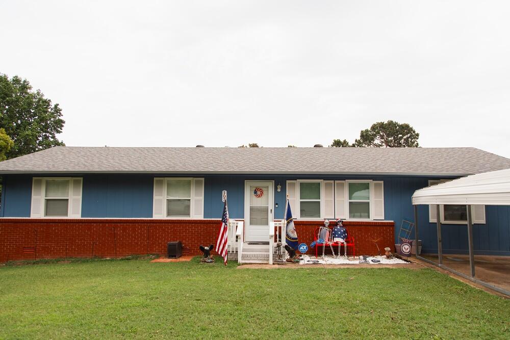 Mockingbird St, Harrison, AR 72601