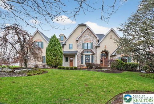 45 Crest Blvd, Palmer Twp, PA, 18045-3138 | Card Image