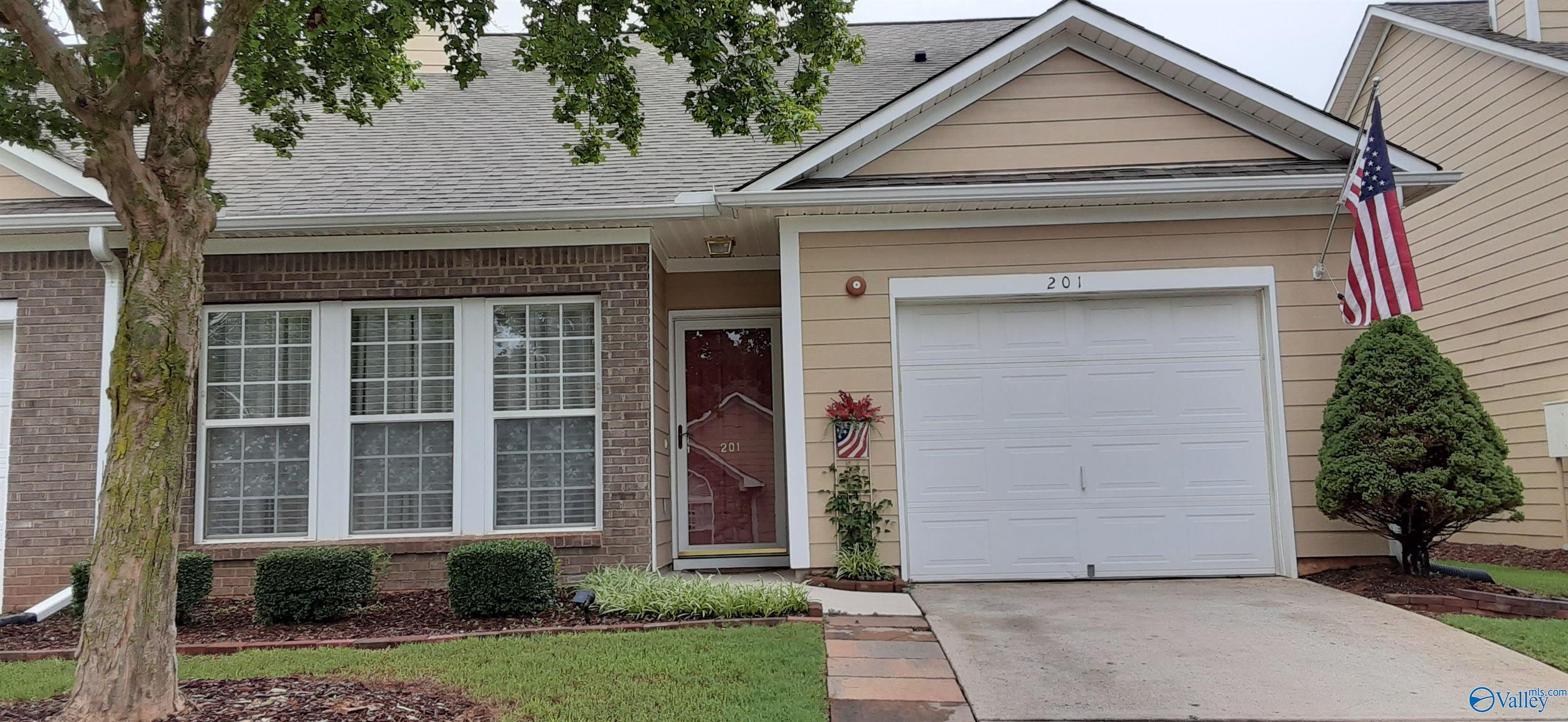 Madison Villas Way, Madison, AL 35758