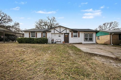1418 Briarwood Dr, Mesquite, TX, 75149-6549 | Card Image