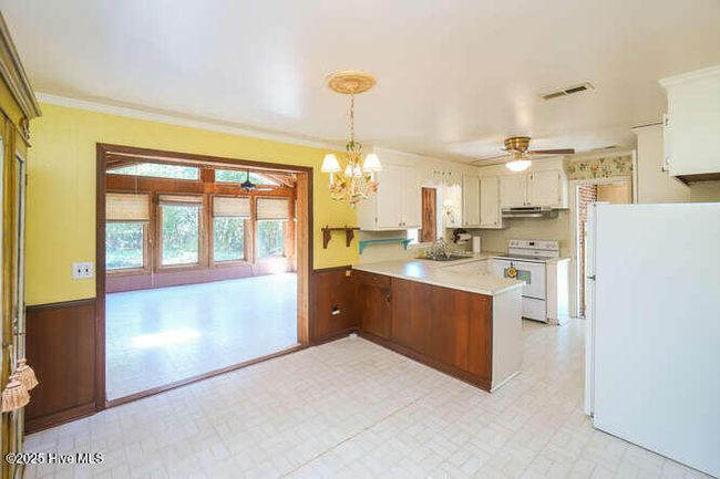 161 Willetts Dr, House other with 3 bedrooms, 2 bathrooms and 1 parking in Boiling Spring Lakes NC | Image 10
