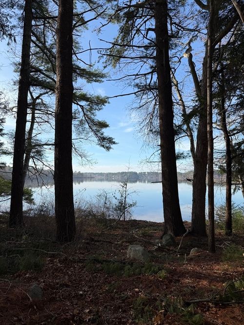 16 S Main St, Carver, MA, 02330-1504 | Card Image