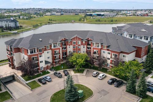 204-156 Country Village Circle Ne, Calgary, AB, T3K0E5 | Card Image