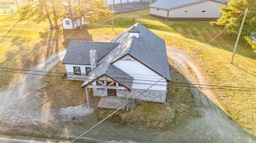 720 Medina St, Lodi, OH, 44254-1126 | Card Image
