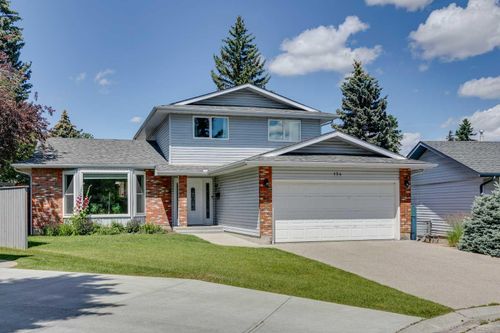 124 Brookmere Bay Sw, Calgary, AB, T2W2R9 | Card Image