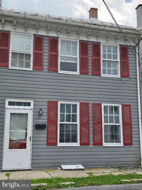 21 W Green St, MECHANICSBURG, PA, 17055-6253 | Card Image