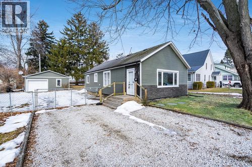 40 Stanley St, Kingsville, ON, N9Y1Y1 | Card Image