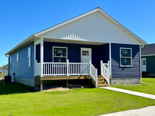 1302 Umber Drive, Garfield Charter Township, MI, 49696 | Card Image