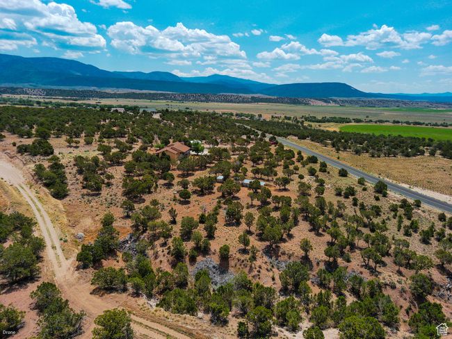 Overview of rural landscape featuring a mountainous background | Image 47