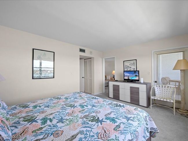 4-705 - 897 Collier Ct, Condo with 2 bedrooms, 2 bathrooms and null parking in Marco Island FL | Image 20