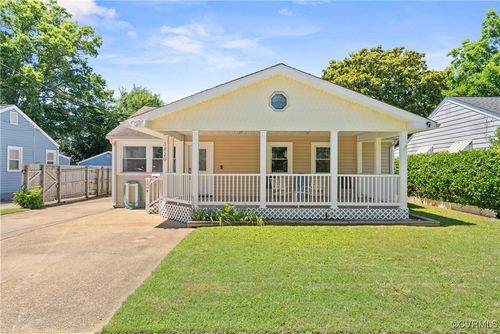 1429 Baychester Ave, Norfolk, VA, 23503-2301 | Card Image