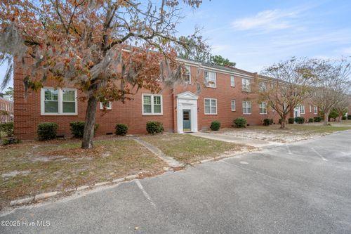 g6-2940 Oleander Dr, Wilmington, NC, 28403-4078 | Card Image