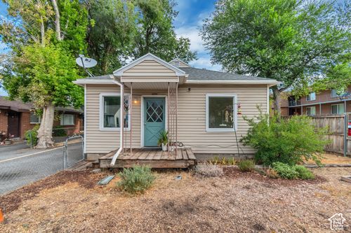 255 E Crestone Ave, South Salt Lake, UT, 84115-3960 | Card Image