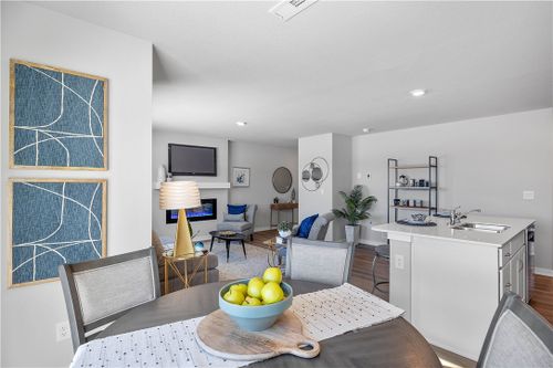2209 Bugge Dr, Adel, IA, 50003-8018 | Card Image