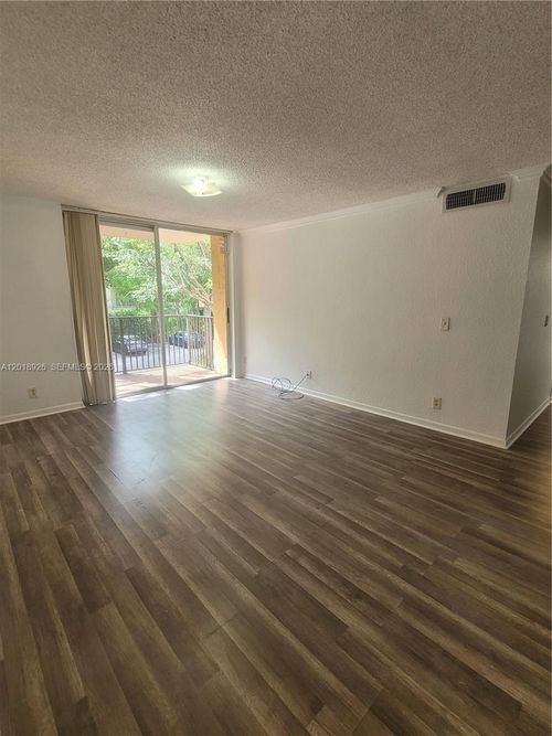 203-10773 Cleary Blvd, Plantation, FL, 33324-6067 | Card Image