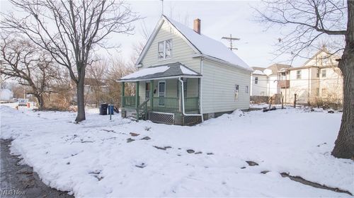 11321 Mount Carmel Rd, Cleveland, OH, 44104-2621 | Card Image