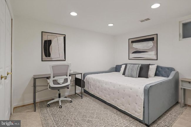 1564 Mclean Commons Ct, Townhouse with 3 bedrooms, 4 bathrooms and null parking in MCLEAN VA | Image 37