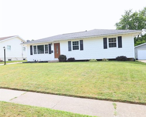 4002 Harvard Rd, Erie, PA, 16509-1035 | Card Image
