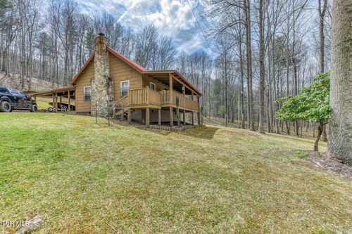 501 Two Branch Ln, Mountain City, TN, 37683 | Card Image